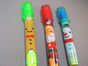 画像: 【MMF-31445】CHRISTMAS ROCKET ERASERS (SET OF 3)